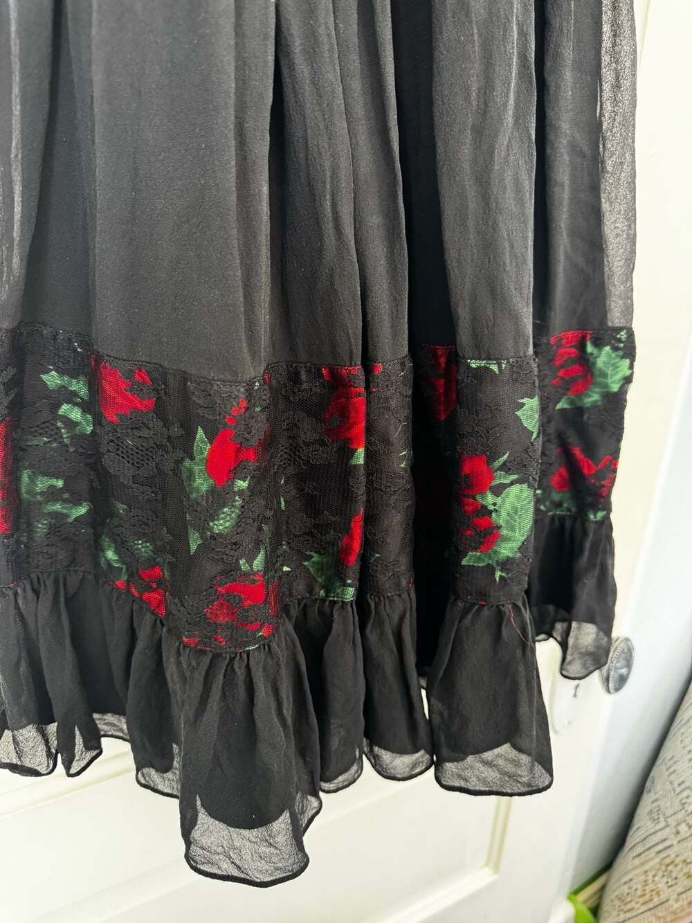 Vintage 90s Betsey Johnson Evening Slip Silk Lace Roses Dress Black & Red 0 - Picture 3 of 9
